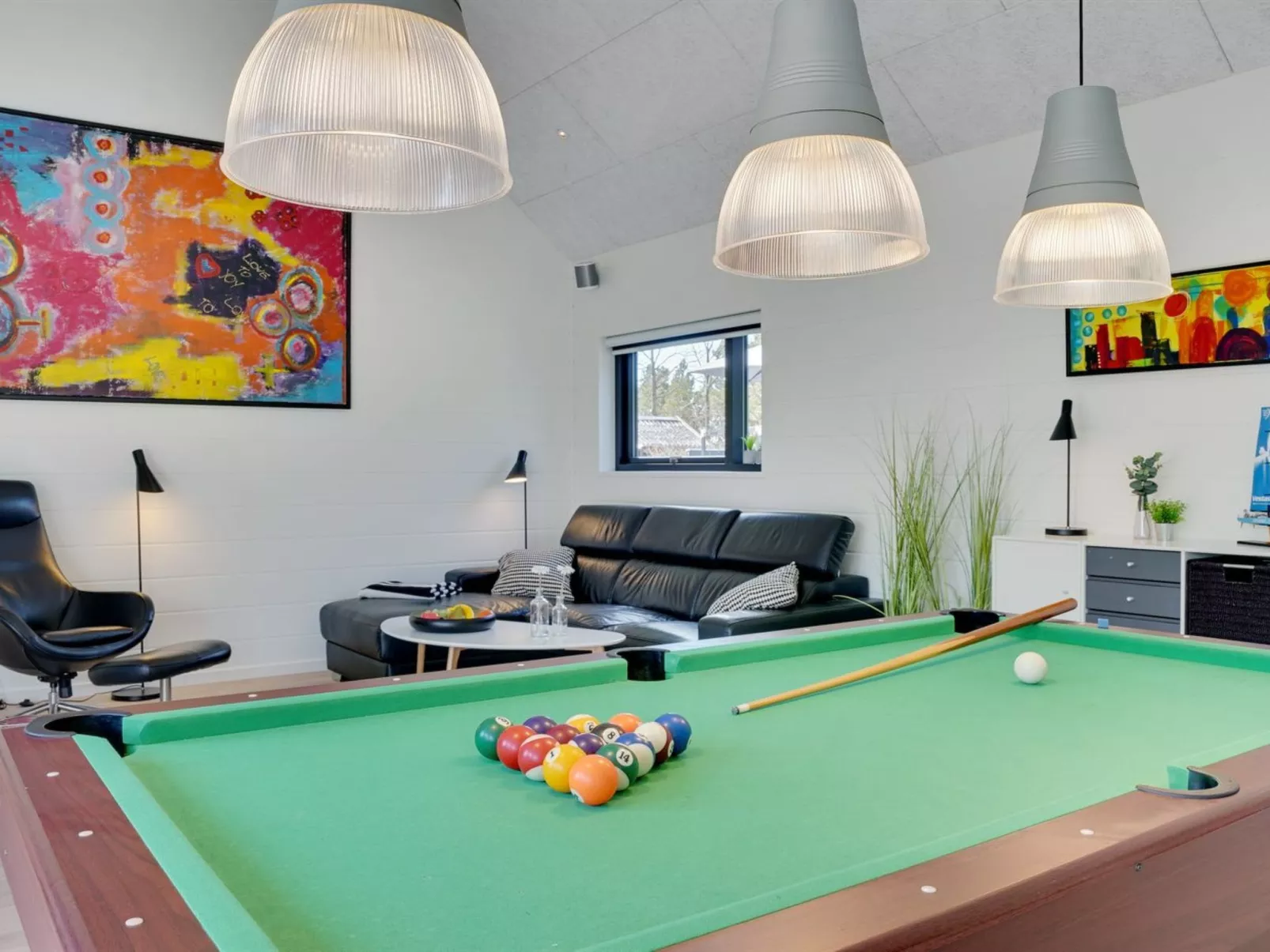 "Henrikke" - 500m to the fjord-Binnen