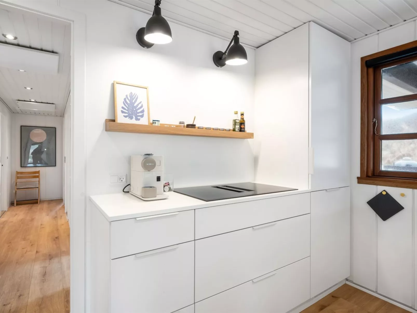 "Eyla" -  from the sea-Binnen