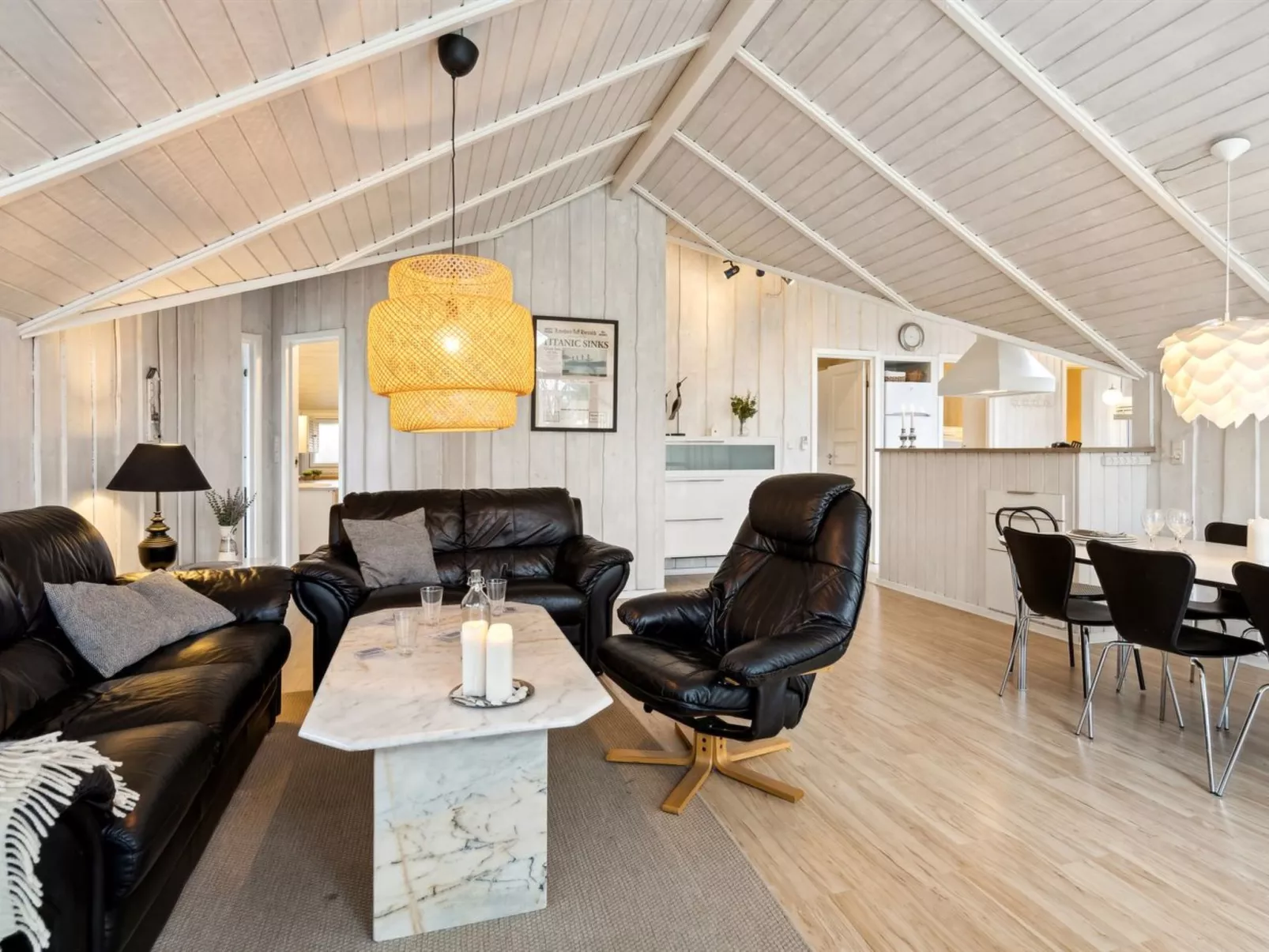 "Chrisse" - 250m from the sea-Binnen