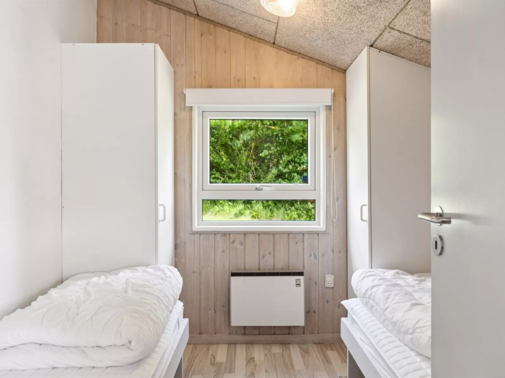 "Katharine" - 175m from the sea-Binnen