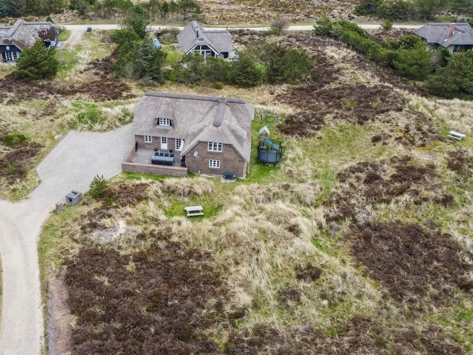 "Domnika" - 350m from the sea-Buiten