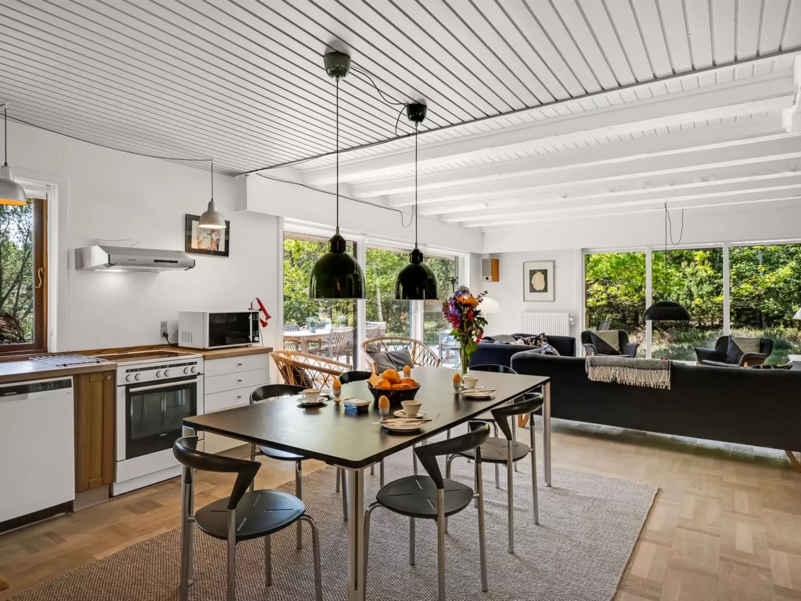 "Akeleje" - 900m from the sea-Binnen