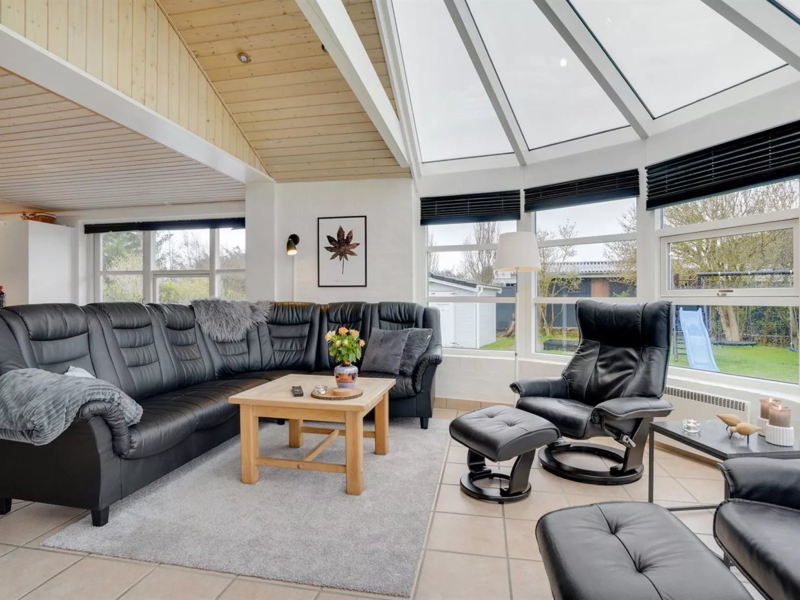 "Svenn" - 400m from the sea-Binnen