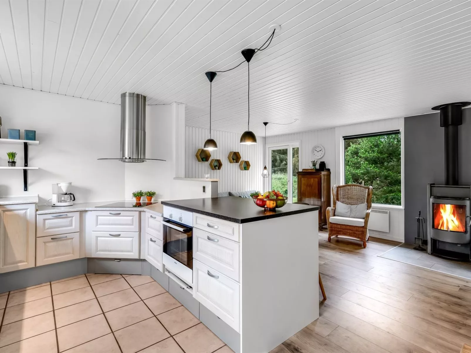 "Eleni" - 2.5km from the sea-Binnen