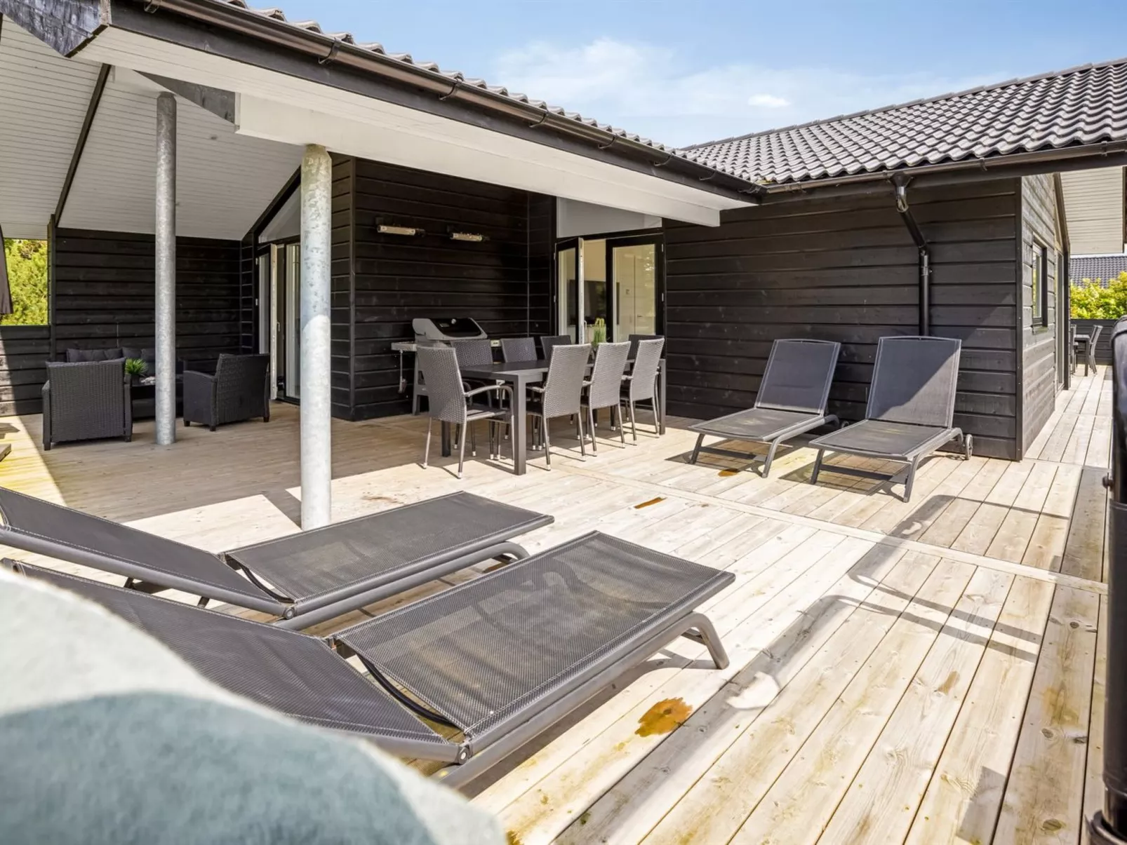 "Aleksa" - 500m from the sea-Buiten