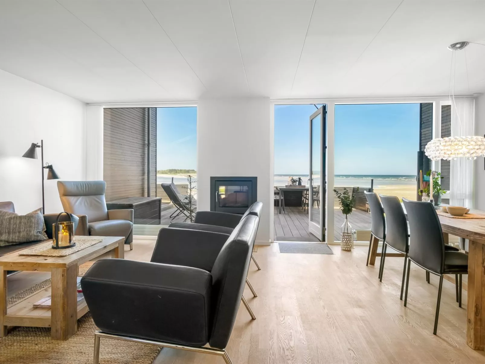 "Eleanore" - 25m from the sea-Binnen