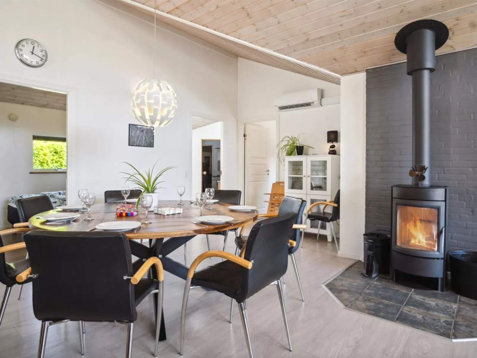 "Gunva" - 30km from the sea-Binnen