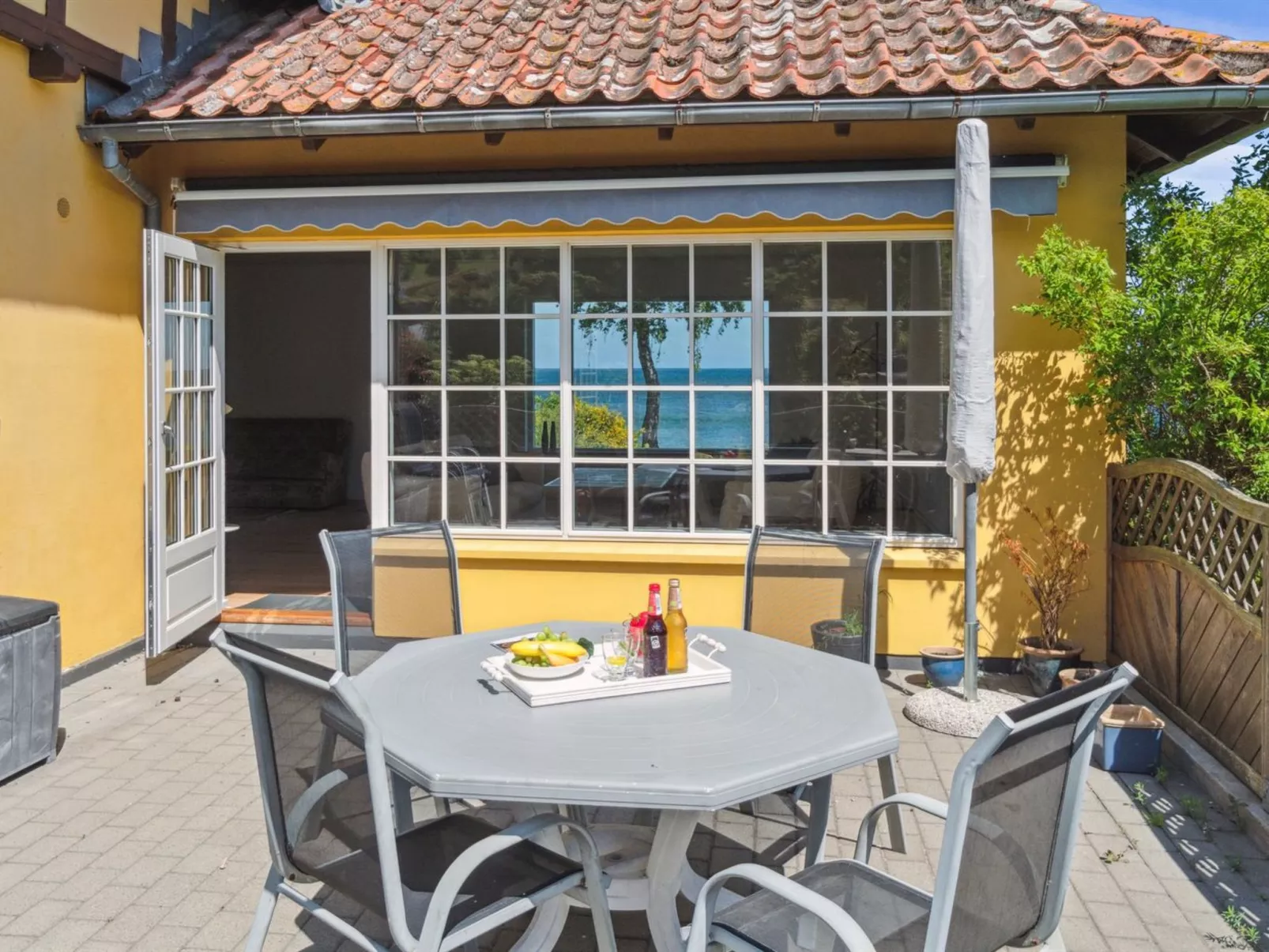 "Vanta" - 50m from the sea-Buiten