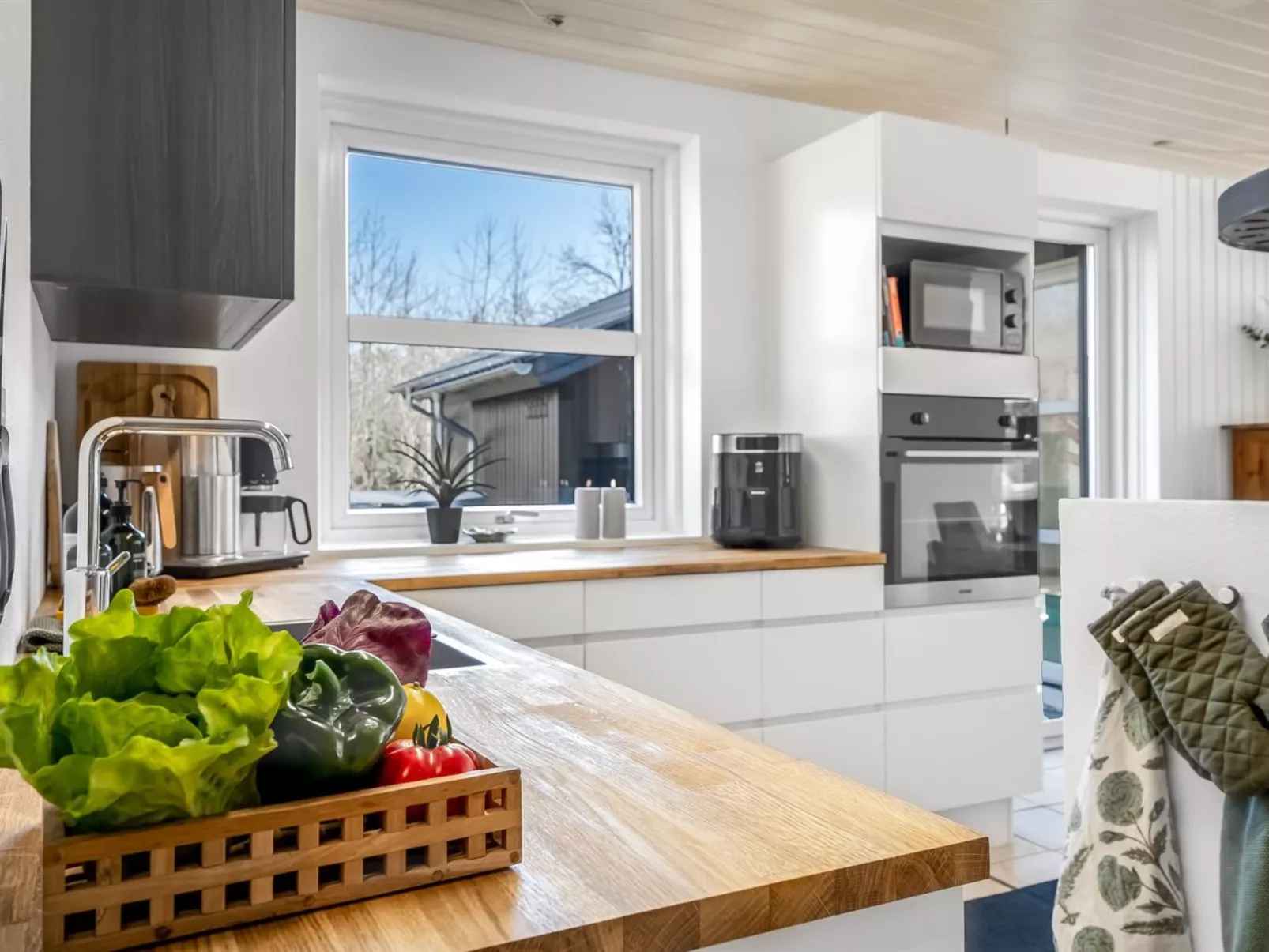 "Karmen" - 250m to the fjord-Binnen