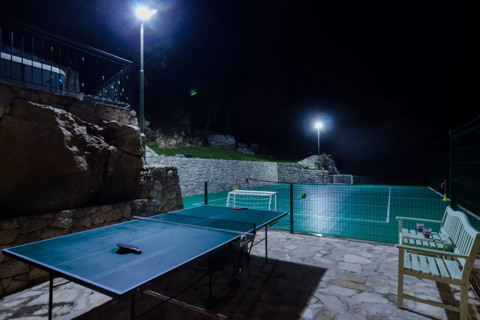 Villa Falcon Rook - Four-Bedroom Villa with Terrace and Swimming Pool-Zwembad