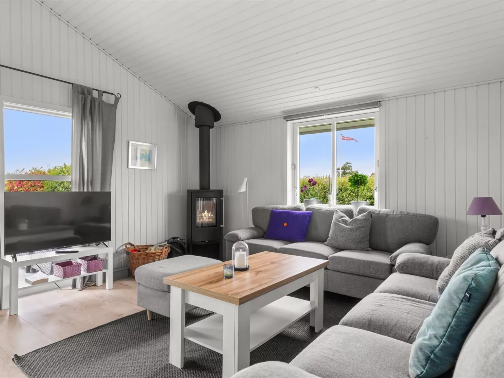 "Maaria" - 400m from the sea-Binnen