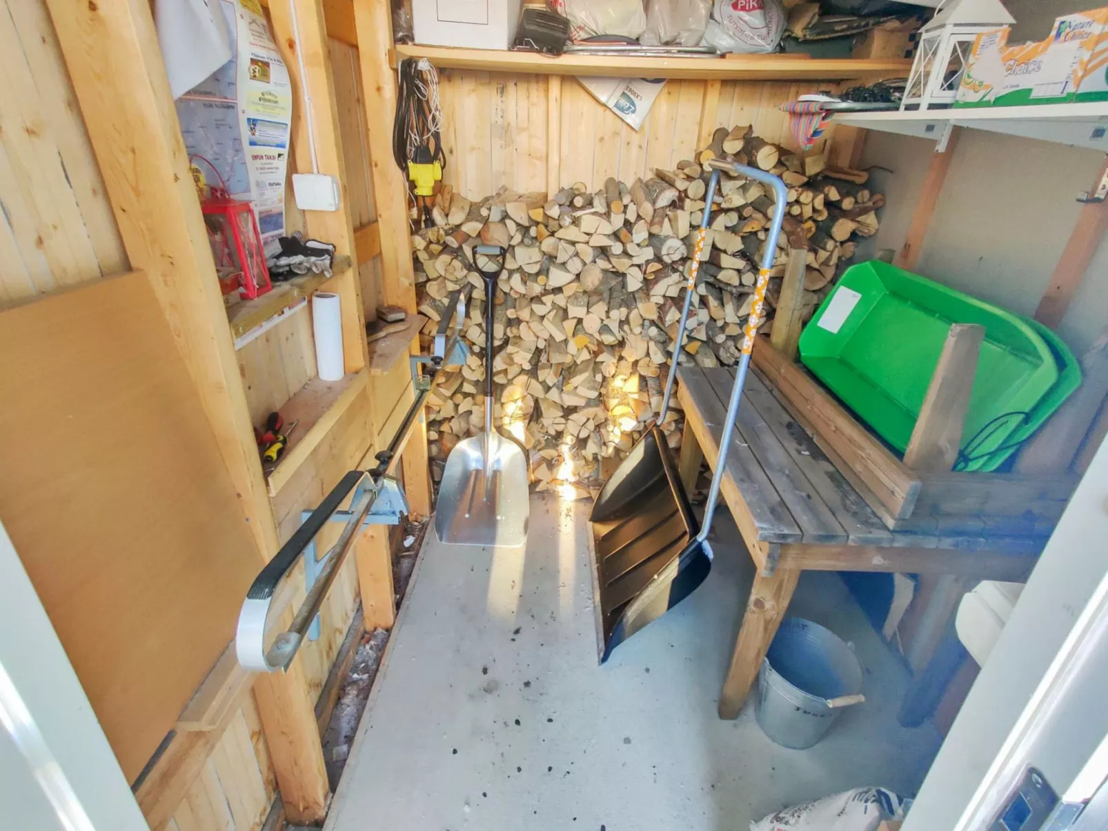 Jahtikaltio 3-Binnen