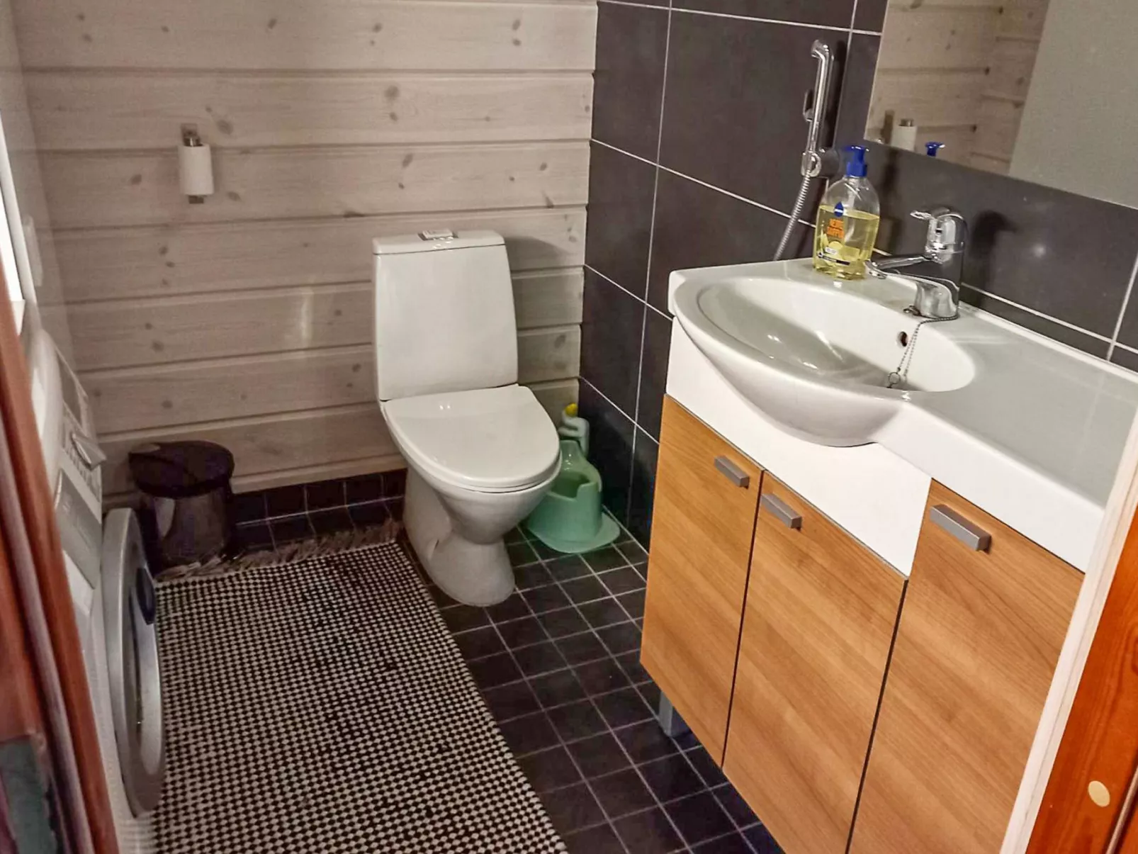 Aurinko-saaga 5 paritalo-Binnen