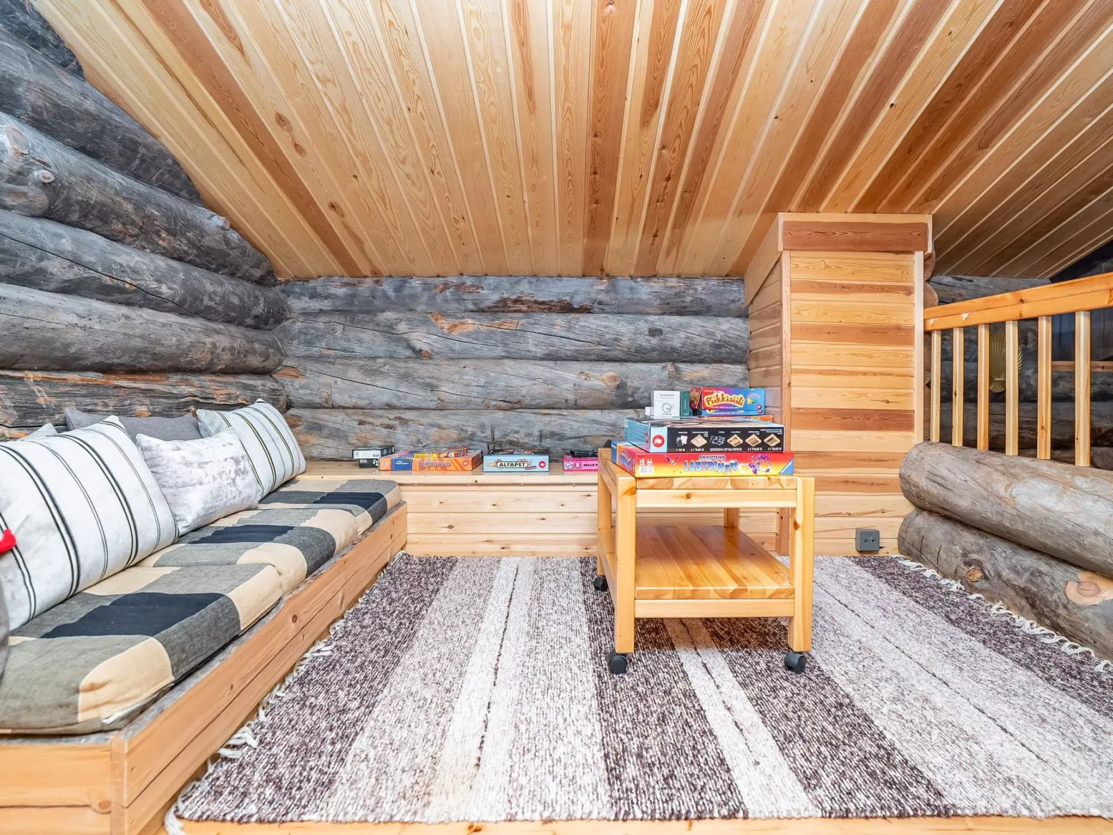 Ruka-rokova 2-Binnen