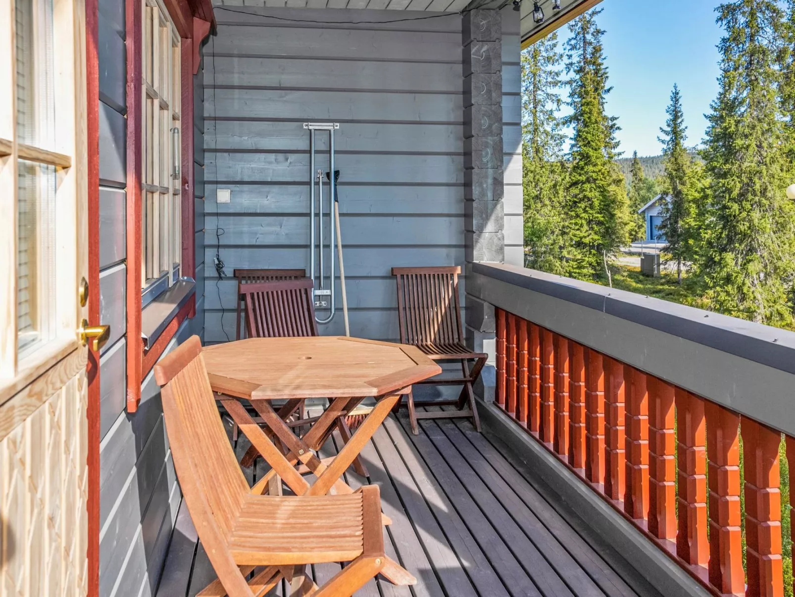 Kinostupa 1a (2)-Binnen