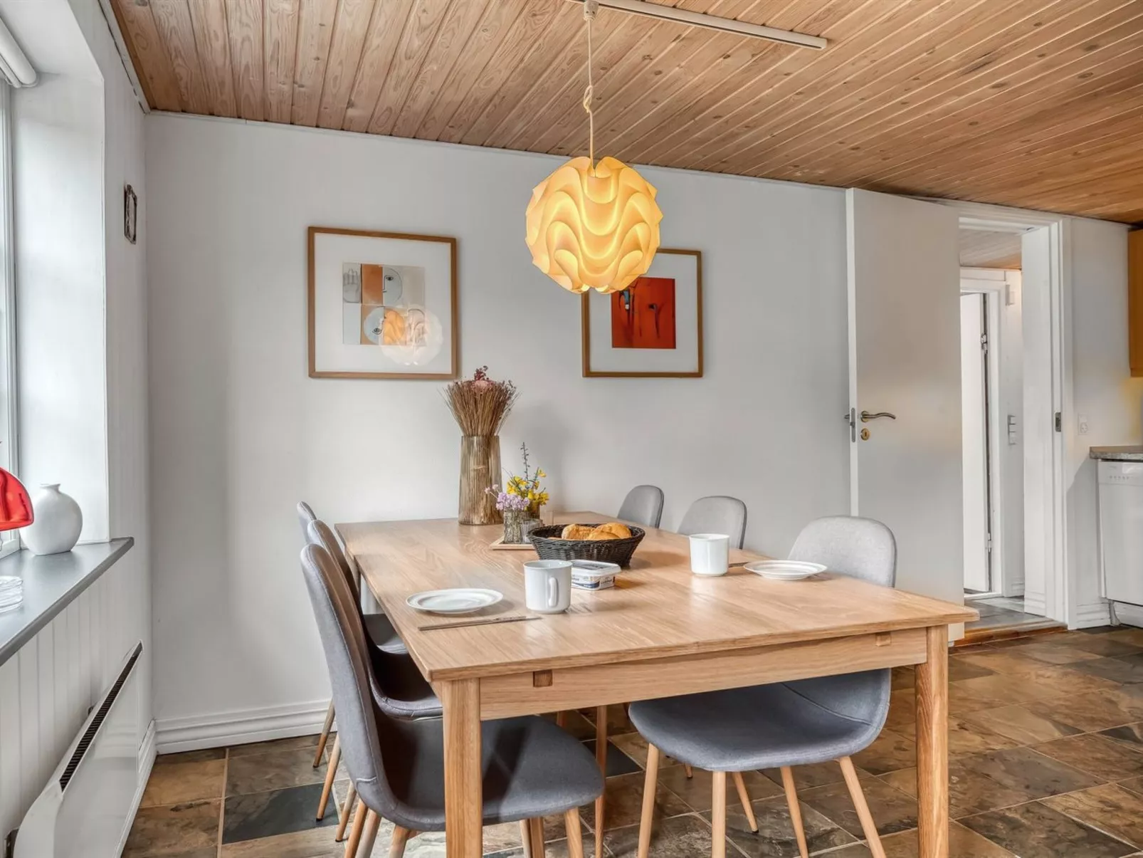 "Aku" - 700m from the sea-Binnen