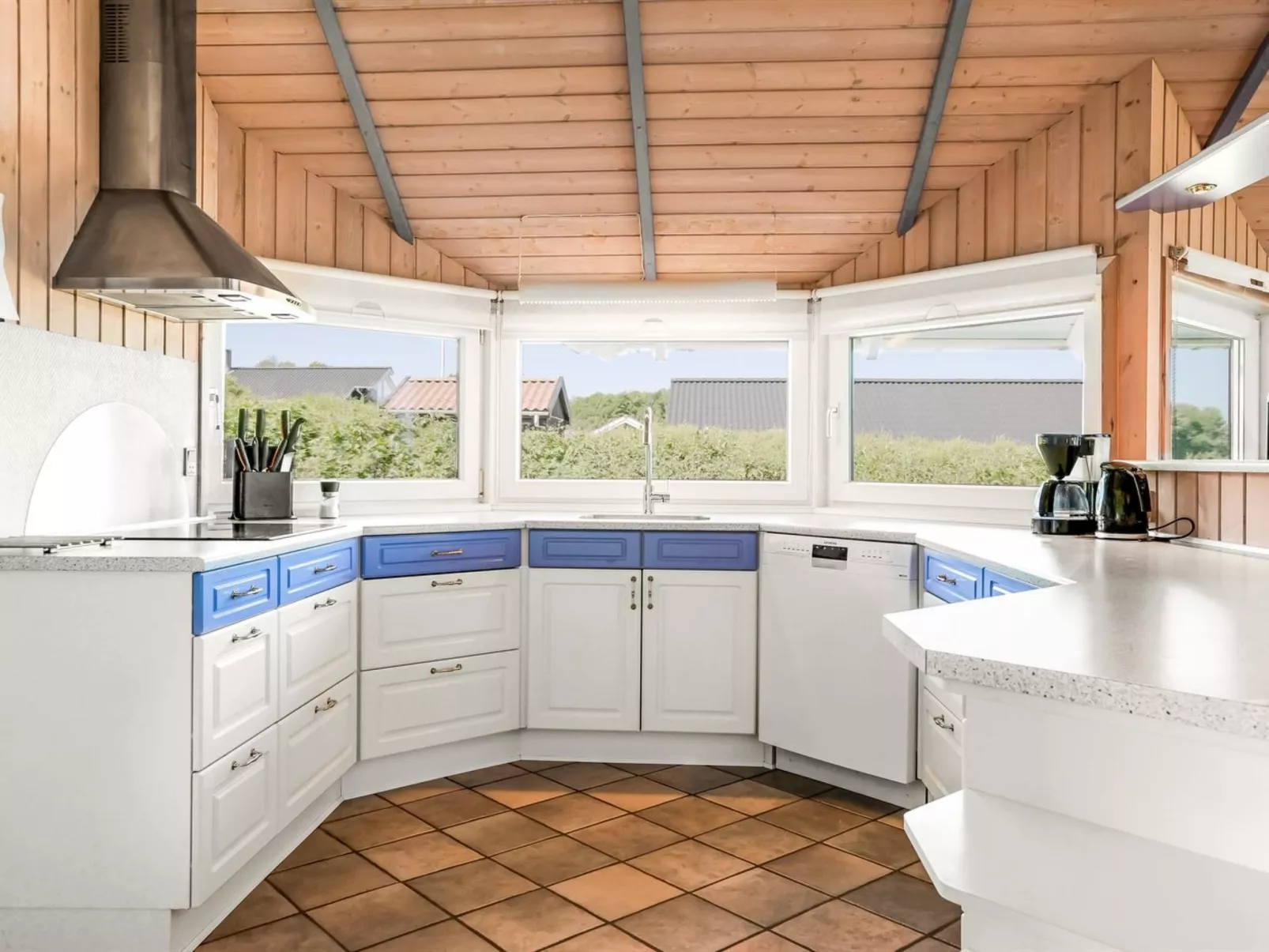 "Hoghni" - 300m from the sea-Binnen