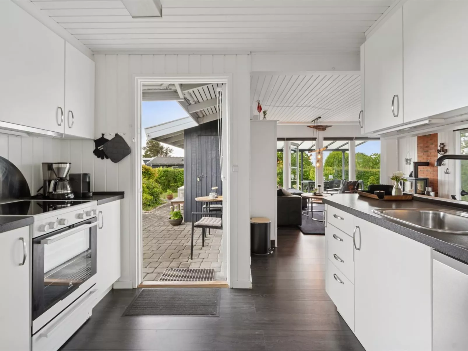 "Eweline" - 400m from the sea-Binnen