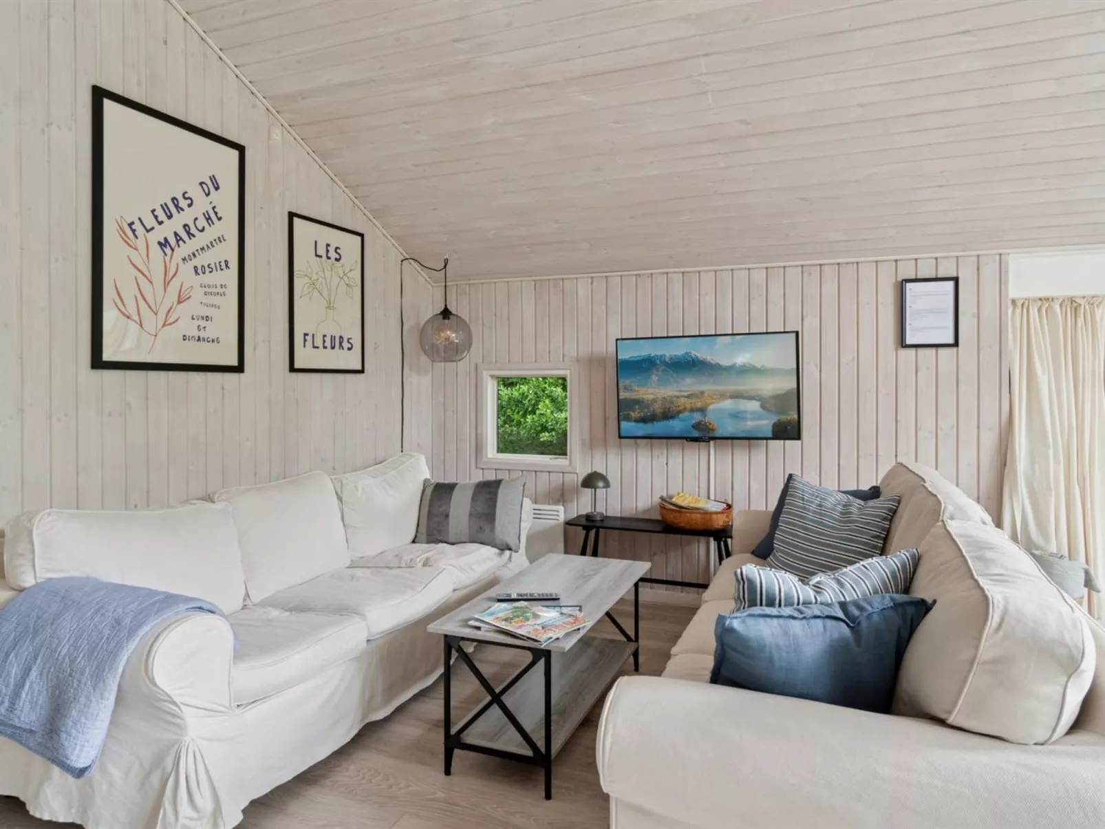 "Tekla" -  from the sea-Binnen