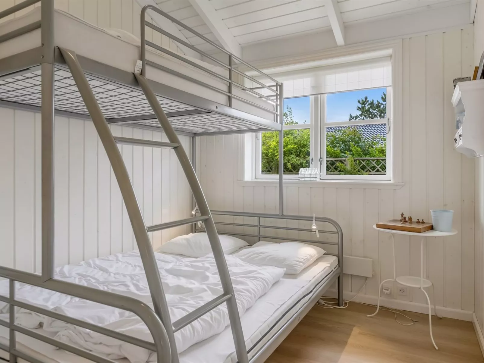 "Withger" - 20m from the sea-Binnen