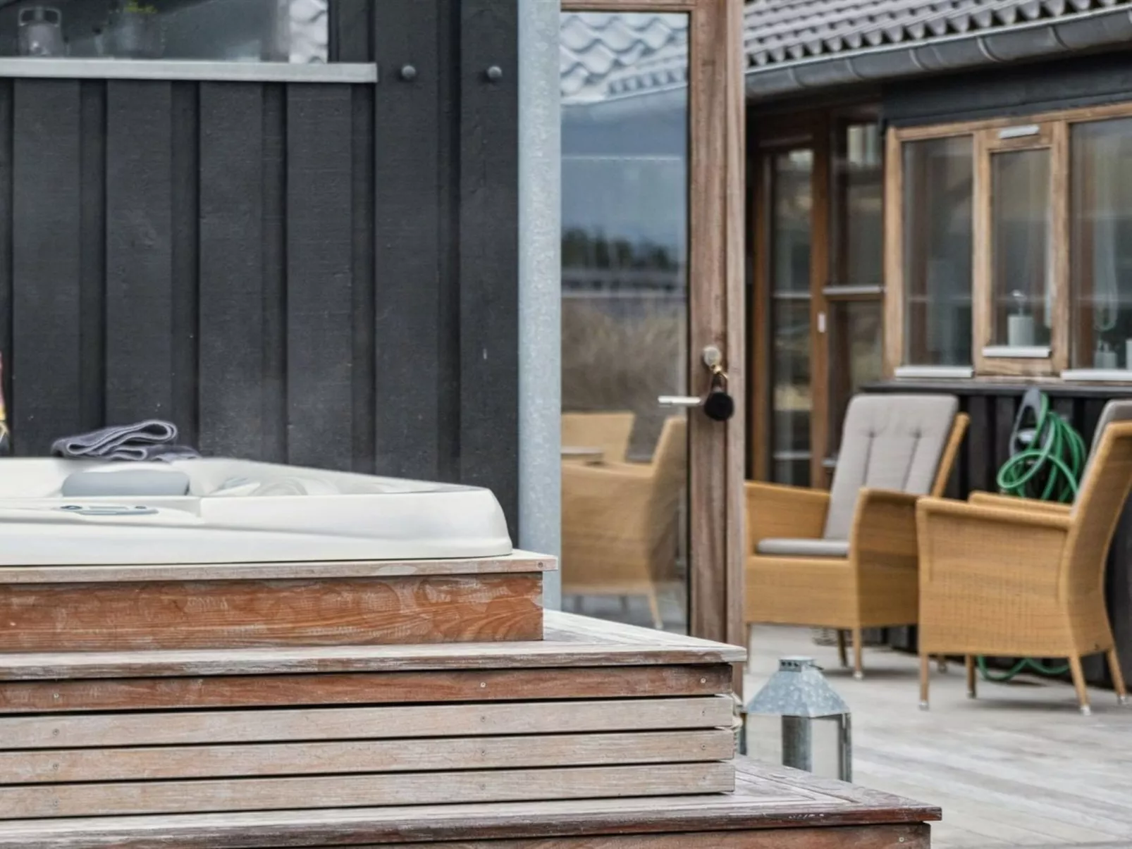 "Sinika" - 100m from the sea-Binnen