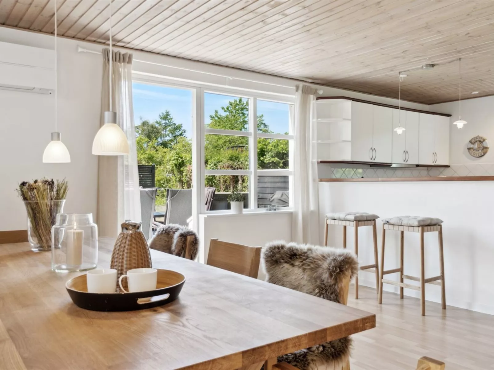 "Annabeth" - 850m from the sea-Binnen