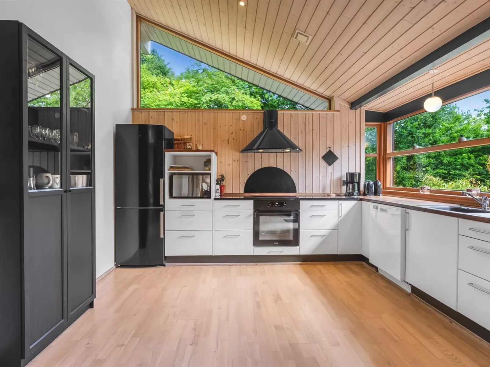 "Rosaline" - 500m from the sea-Binnen