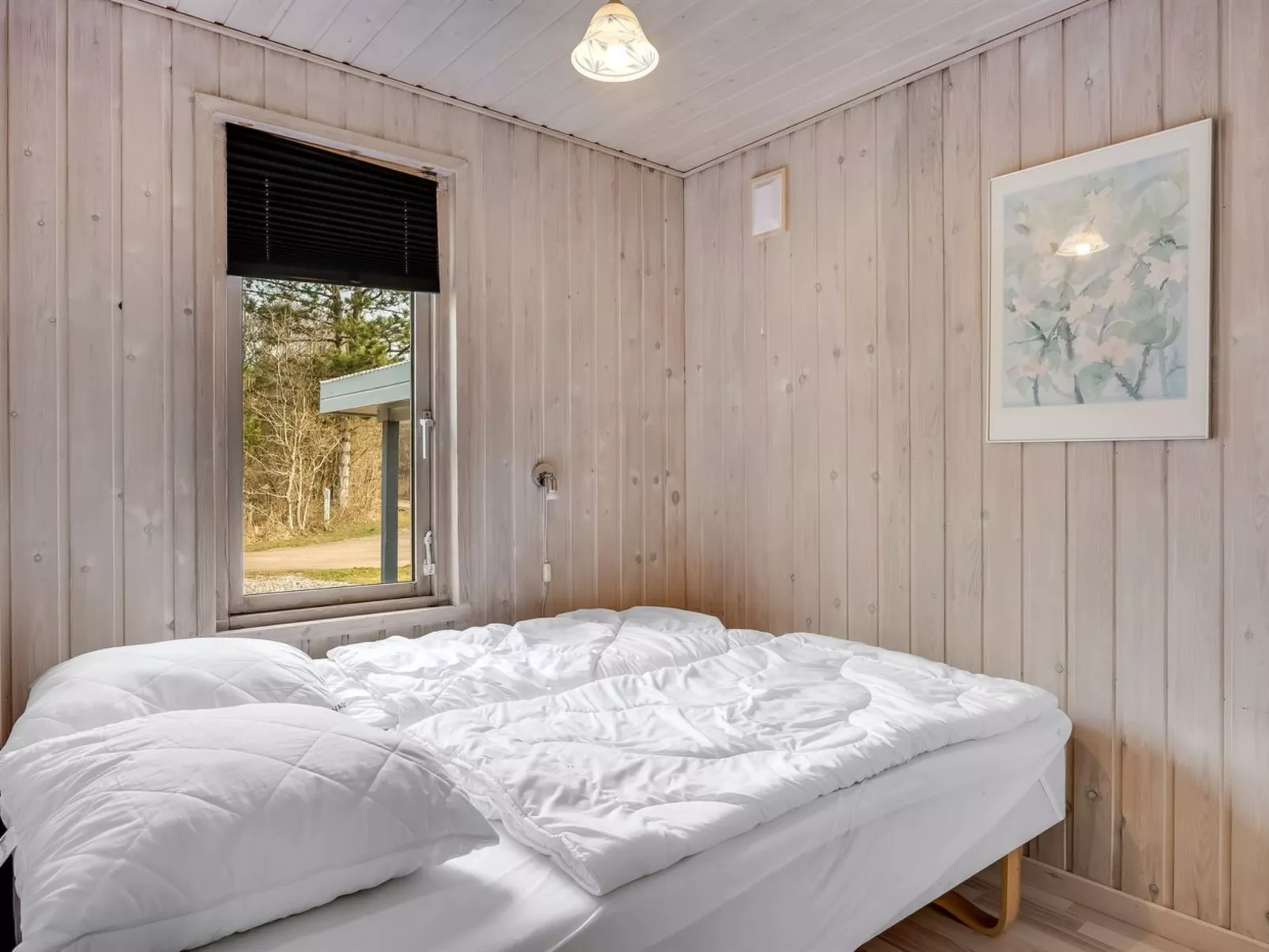 "Iris" - 200m to the fjord-Binnen