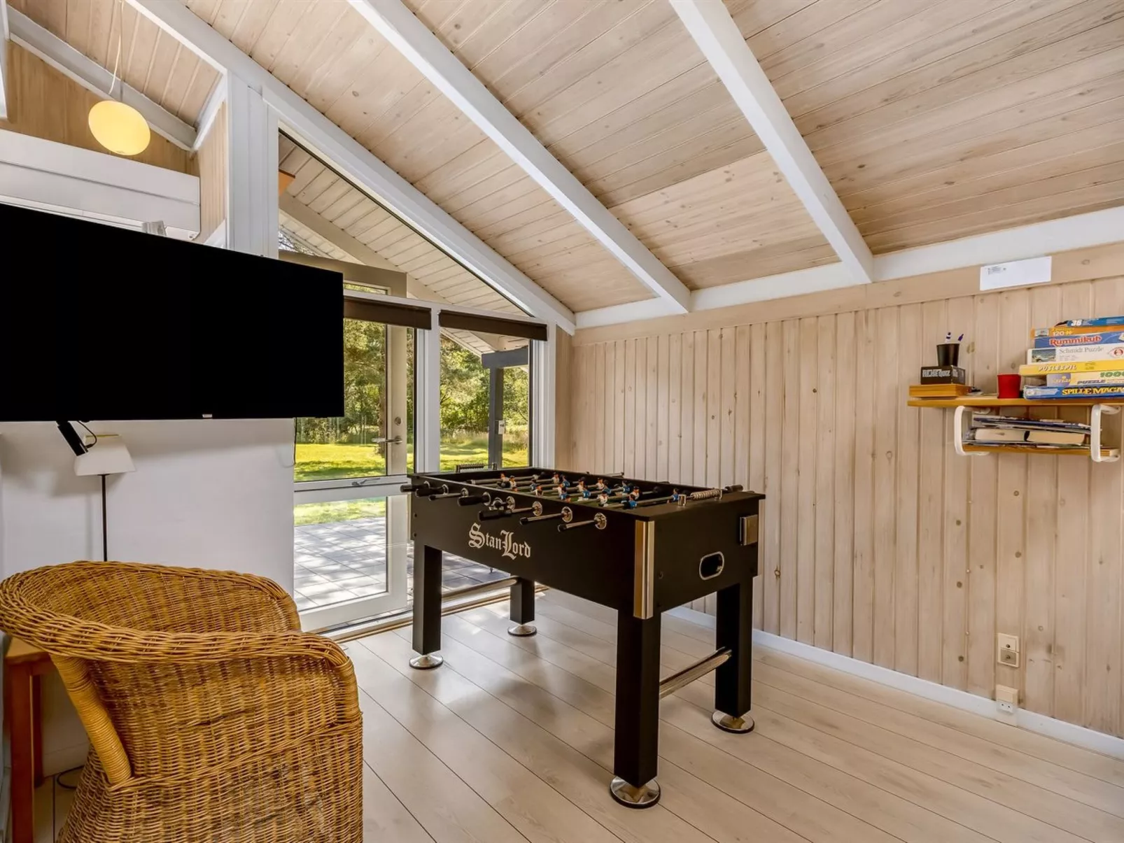 "Rathulf" - 700m from the sea-Binnen