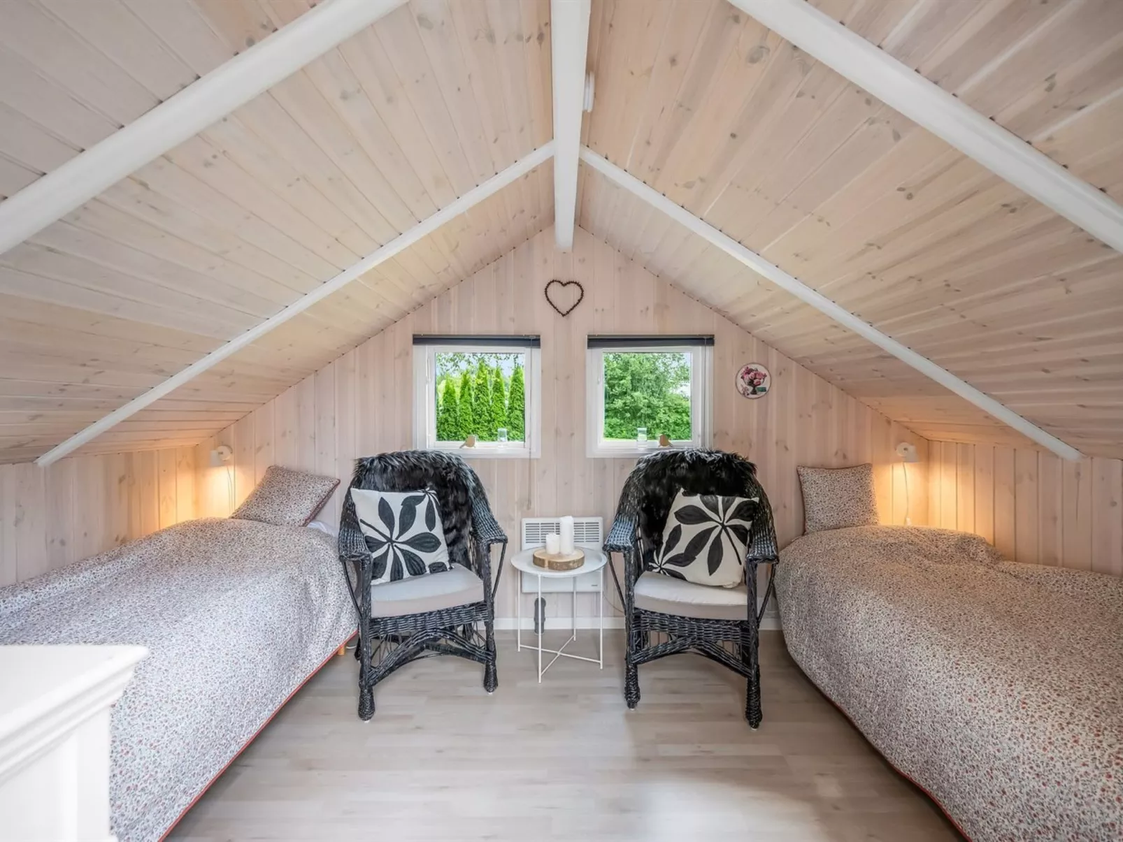 "Tara" - 450m from the sea-Binnen