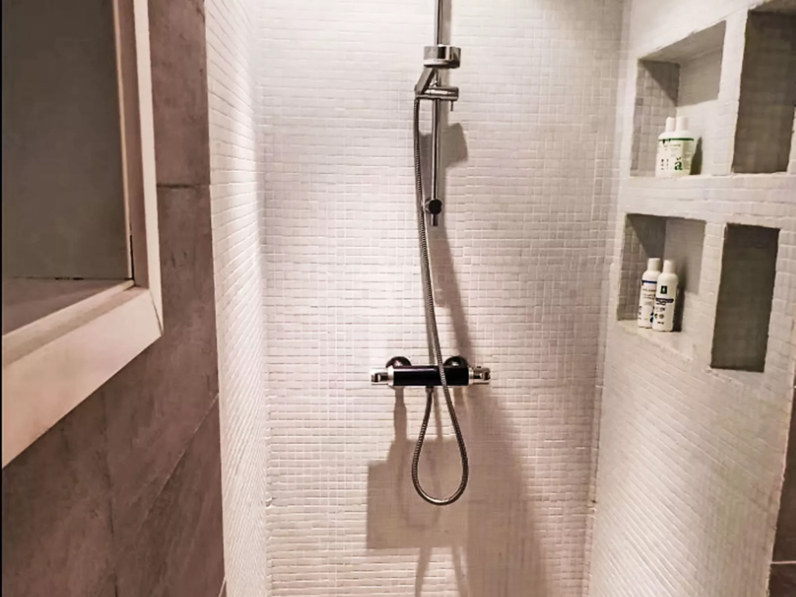 Lauvlid Cottage-Binnen