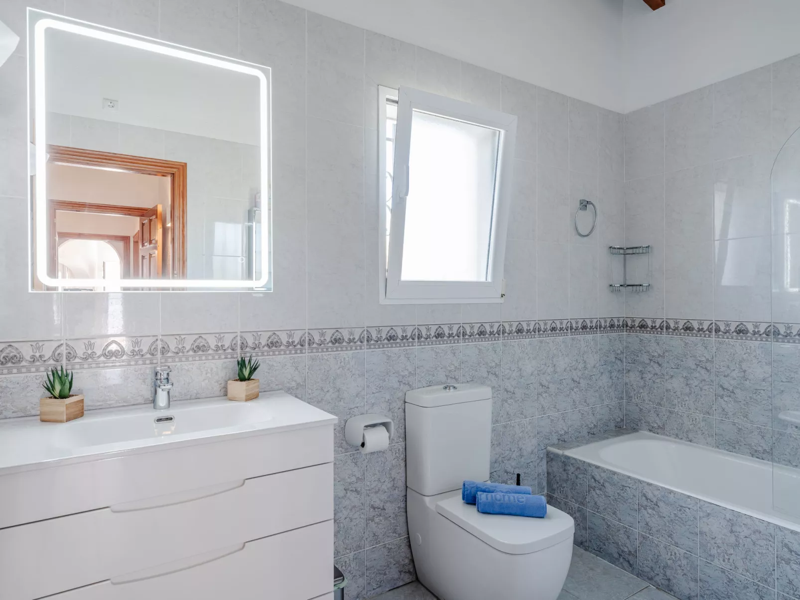 Villa Gran Vida-Binnen