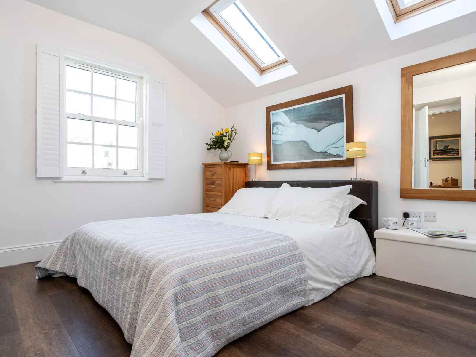 Lighthouse Cottage-Binnen