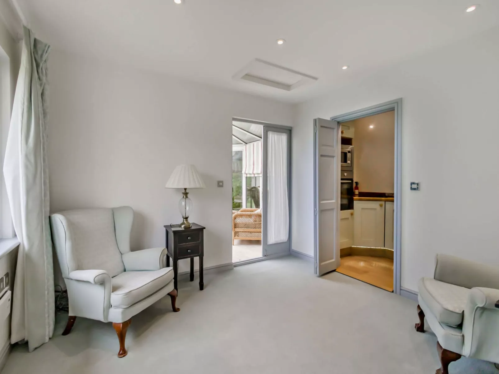 The House at No. 47-Binnen