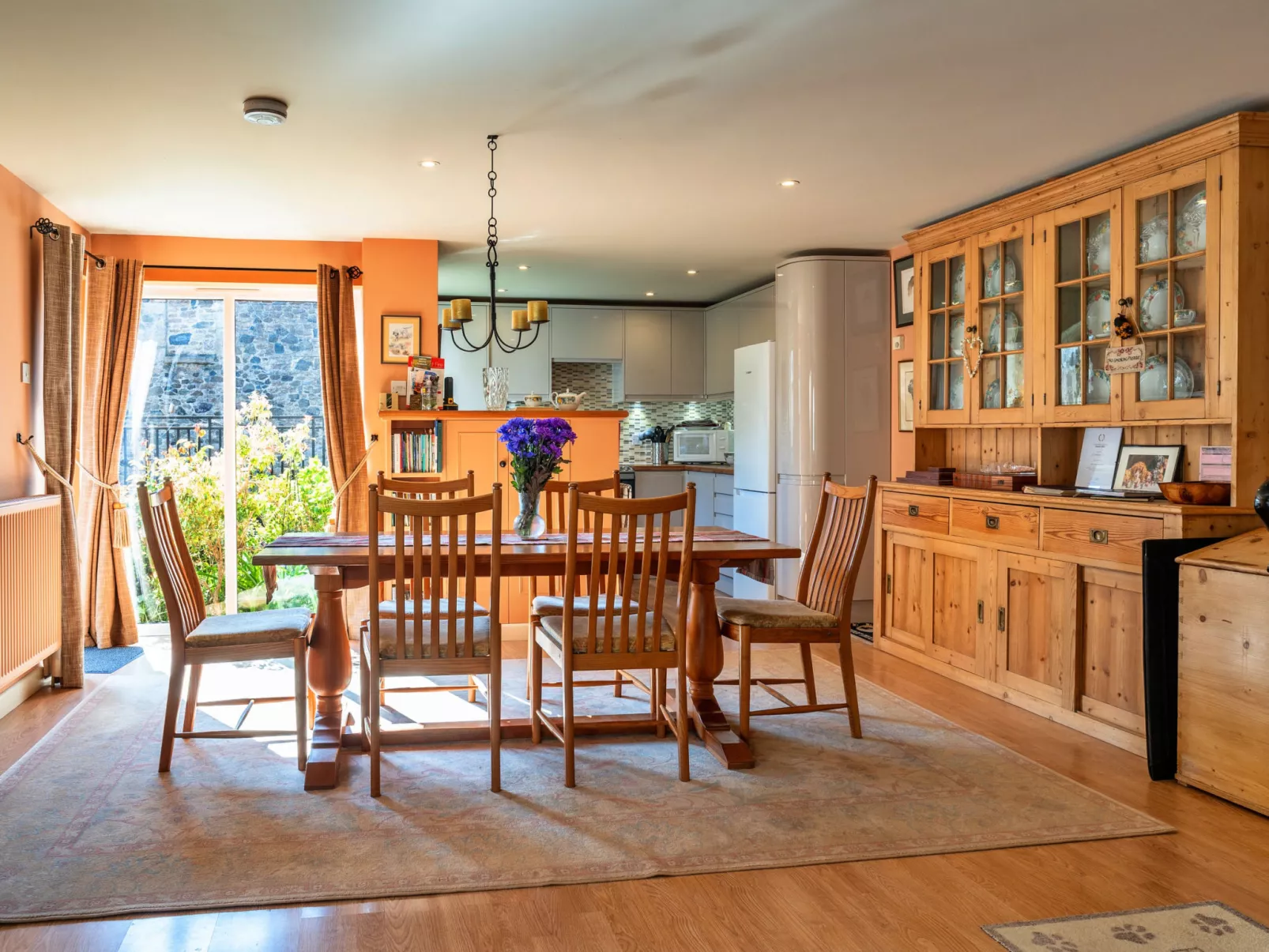 Cherry Tree Cottage-Binnen