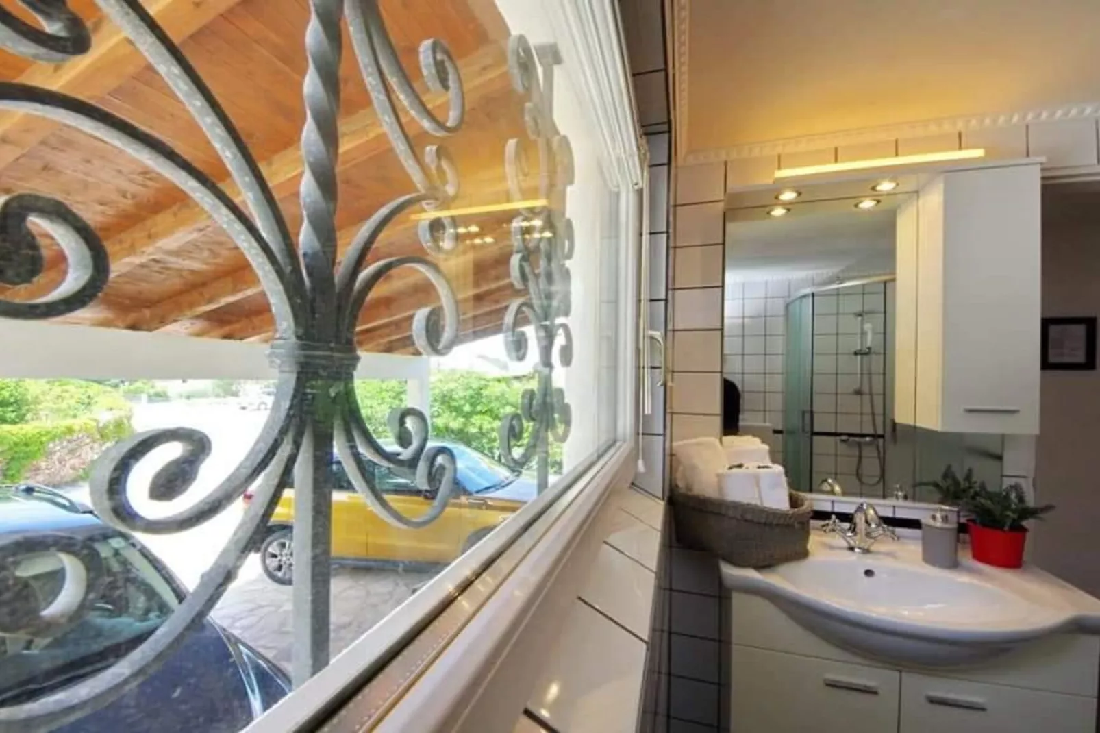 One-Bedroom Apartment (Smokva)-Terrasbalkon