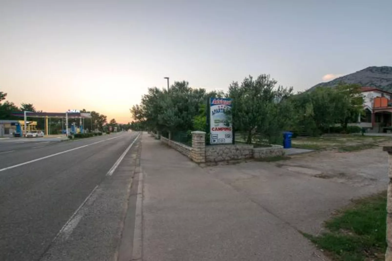 Apartments Adriana - One Bedroom Apartment A2+1-Buitenlucht