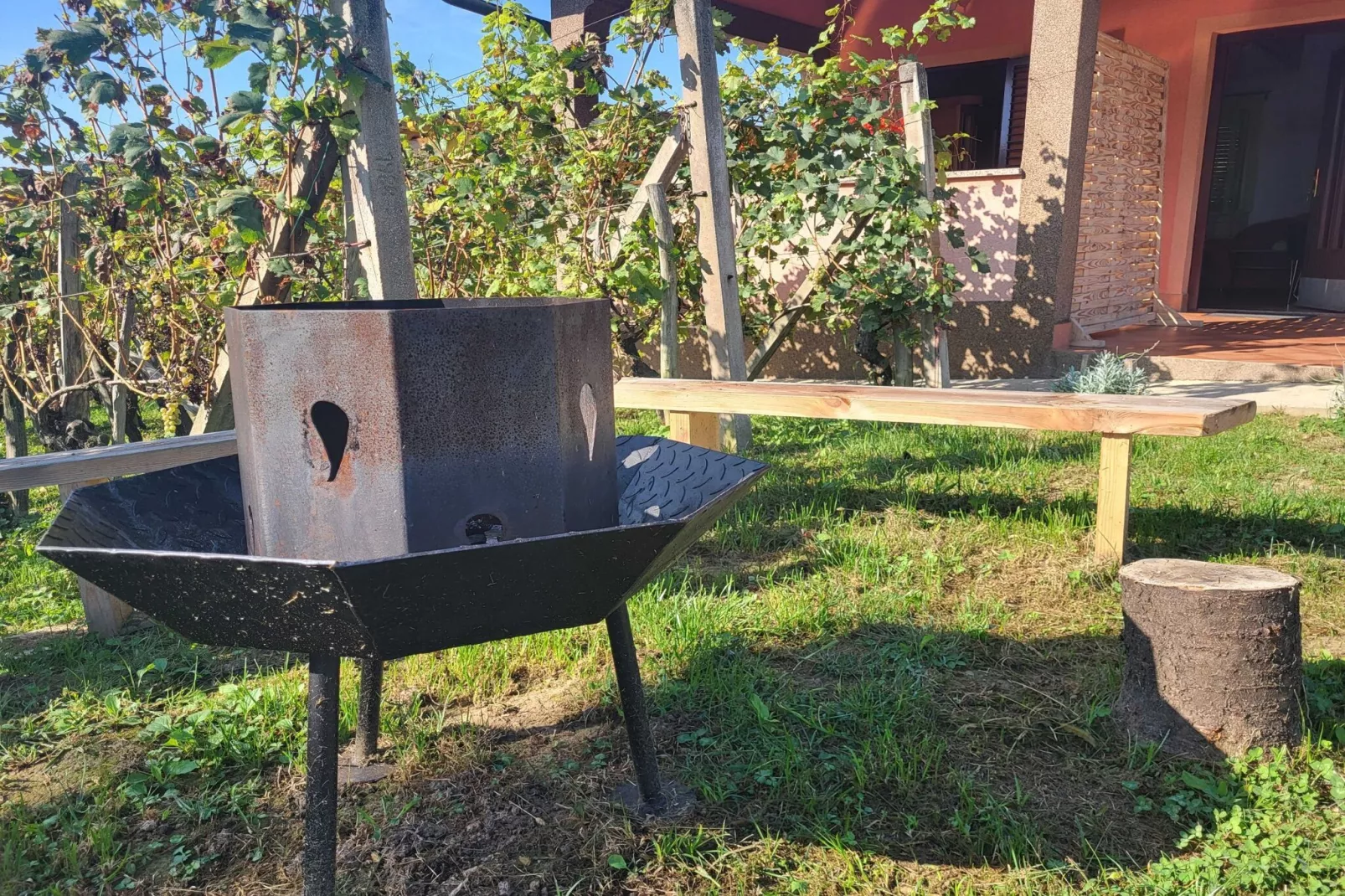 Harvest Horizon Holiday Home with Sauna - One Bedroom Holiday Home-Buitenlucht