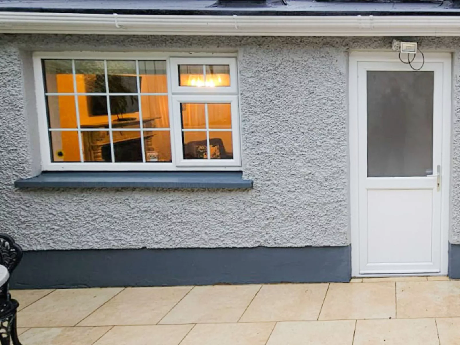 Passage East Holiday Home-Buiten