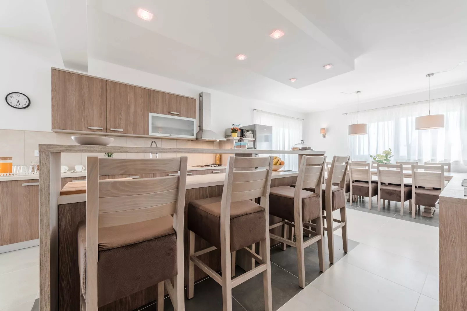 Luxury Escape with Swimming Pool & Modern Design - Comfort Four Bedroom Villa with Sea View and Private Pool ( Villa 7)-Keuken