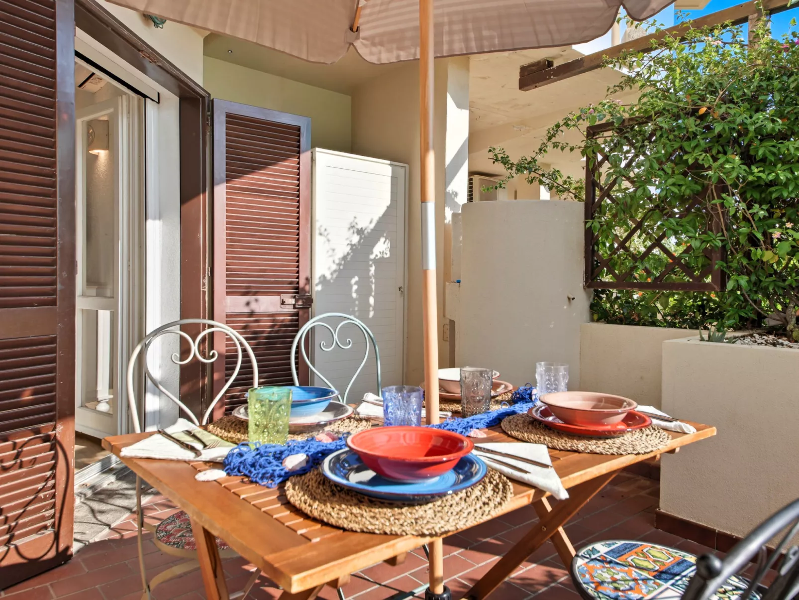 Iris 5, Terza Spiaggia-Buiten