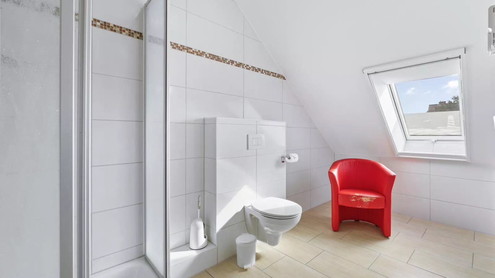 Windflüchter rechts-Badkamer