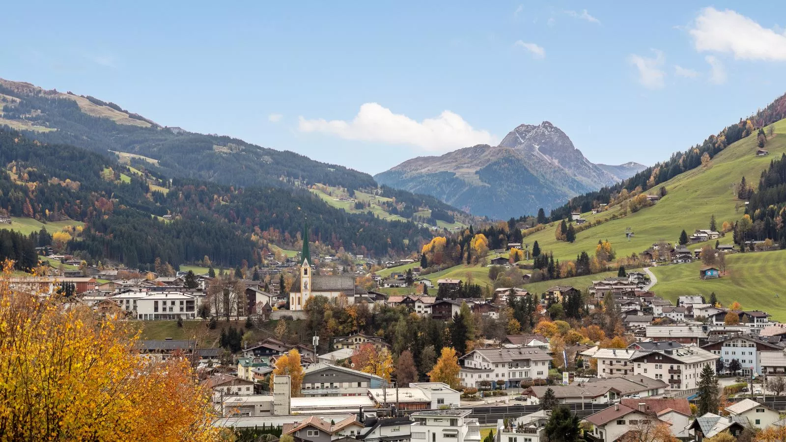 Kirchberg Panorama-Uitzicht zomer