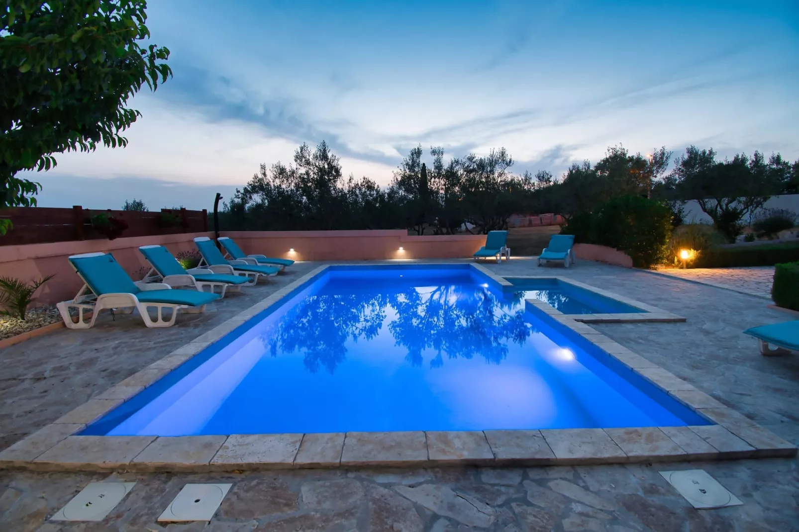 Apartment Visocane with private pool-Zwembad