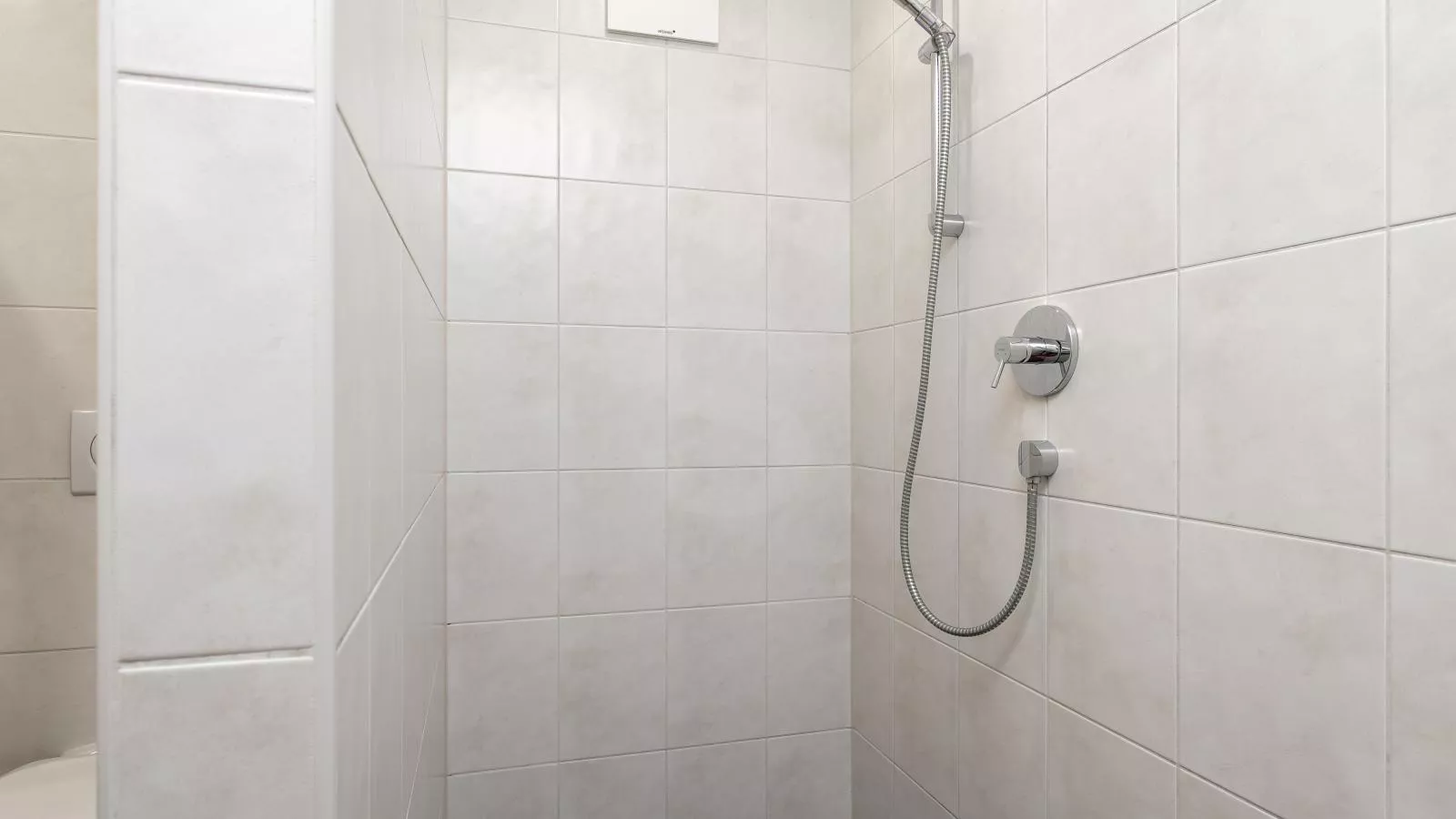 Tiroler Bergtraum Top 1 und 2-Badkamer