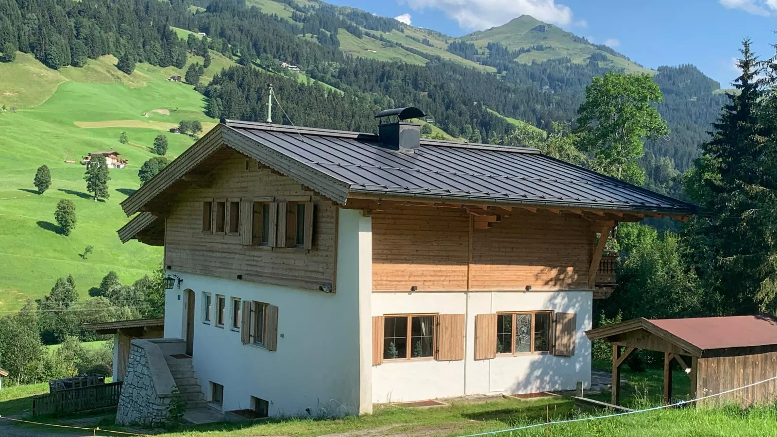 Brügglbach XL-Buitenkant zomer