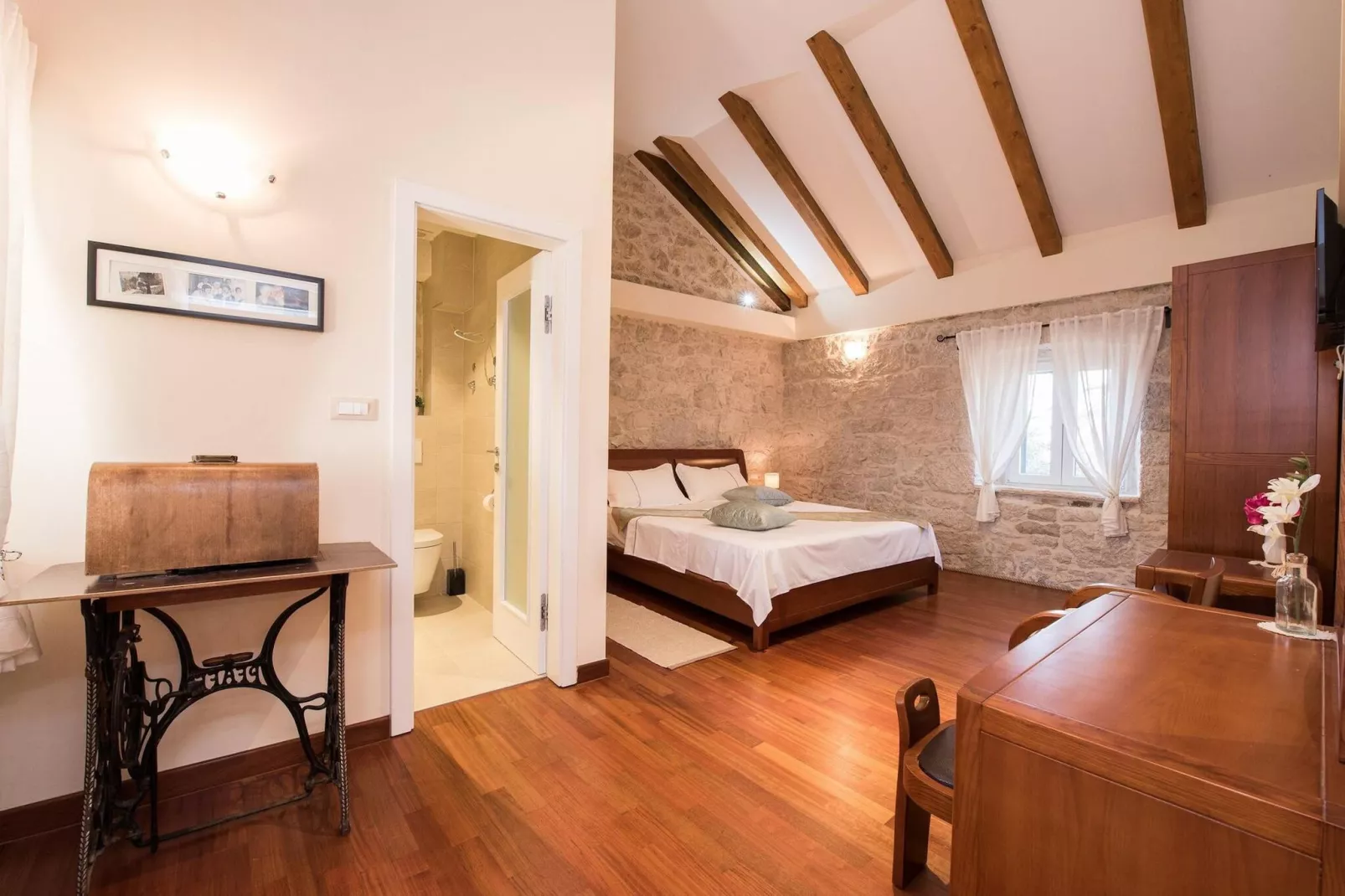 Authentic Villa Zvonko-Overloop