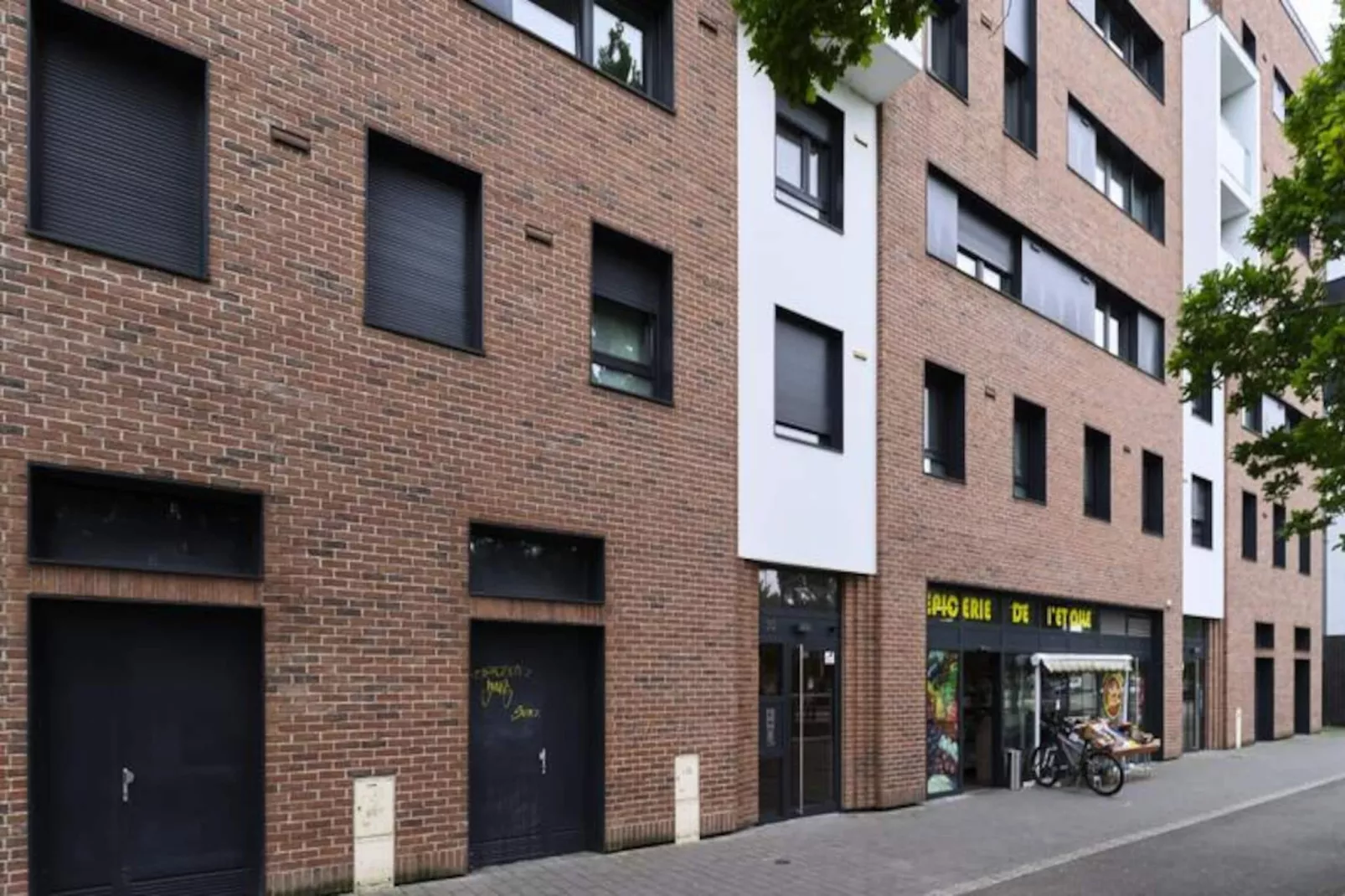 Dans Les &eacute;toiles - 2 Chambres Proche Centre Ville Avec Parking Inclus-Niet-getagd