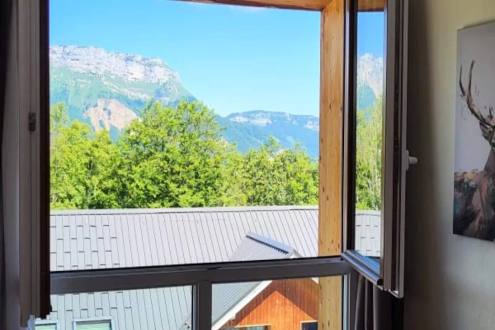 Appartement Spacieux Au Petit Bois, La Féclaz-Niet-getagd