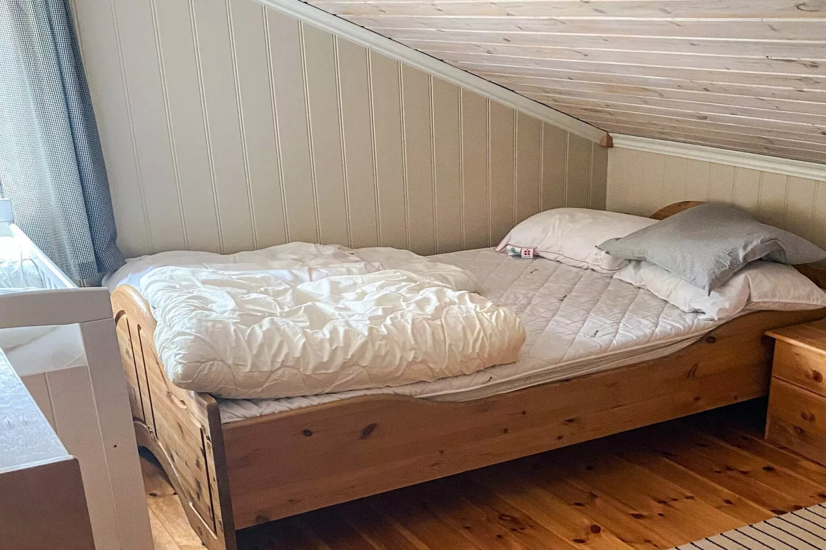 30653-PØLSEBU-Binnen